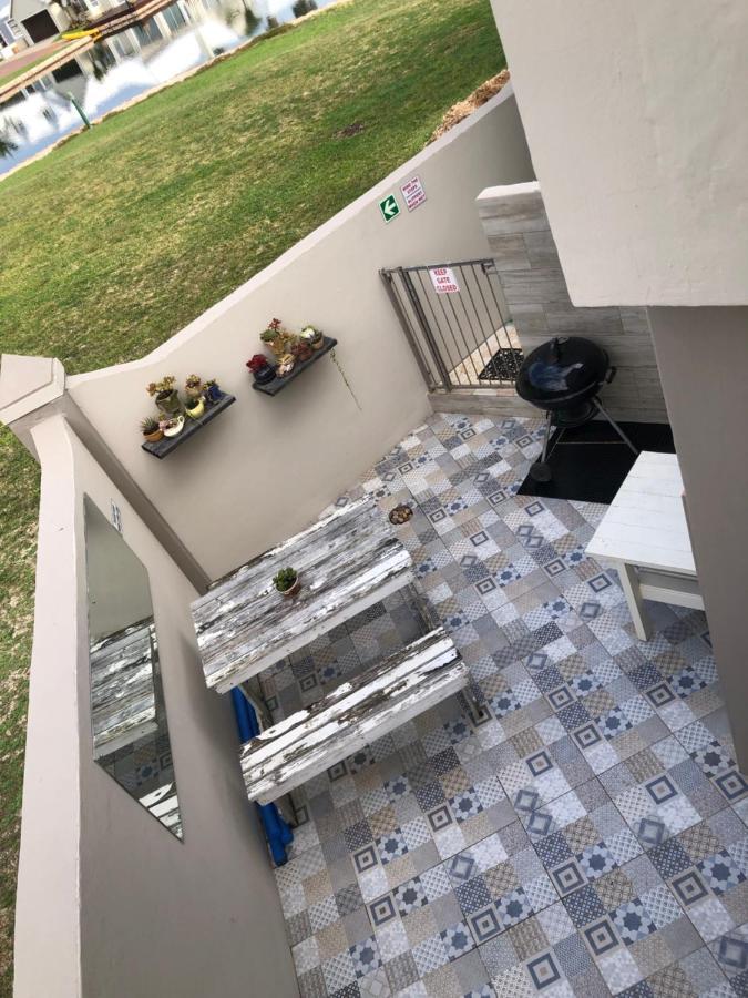 The Ark Guesthouse At Marina Martinique Jeffreys Bay Exterior foto