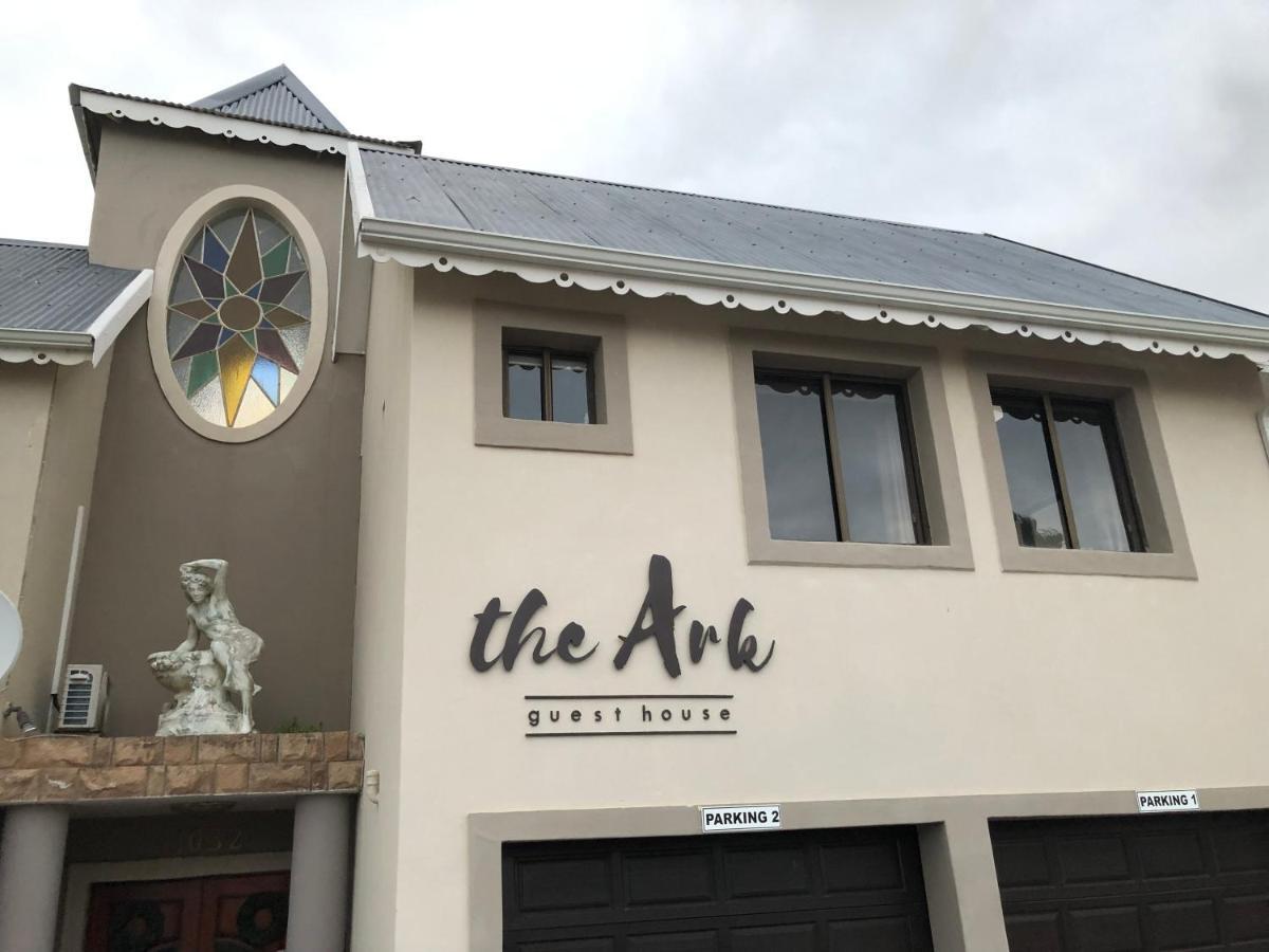 The Ark Guesthouse At Marina Martinique Jeffreys Bay Exterior foto