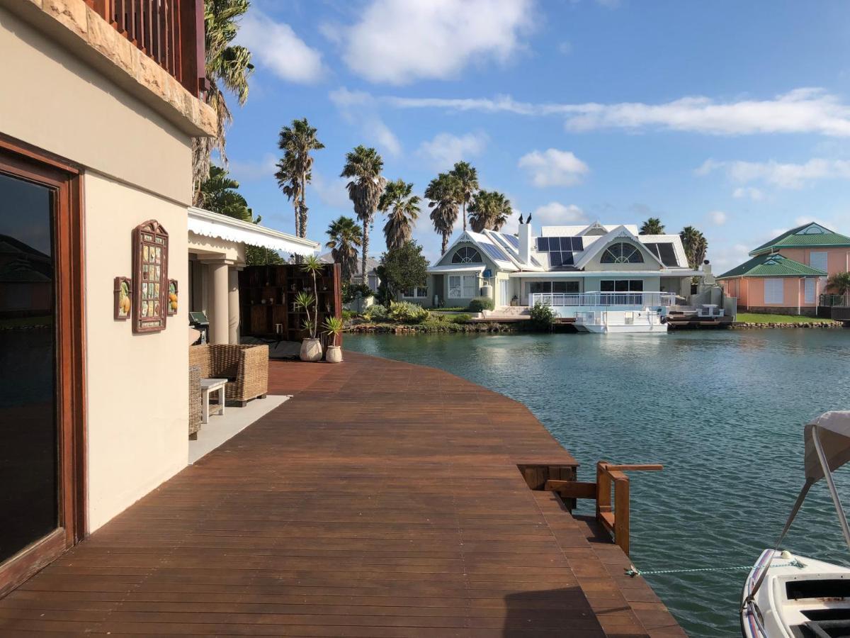 The Ark Guesthouse At Marina Martinique Jeffreys Bay Exterior foto